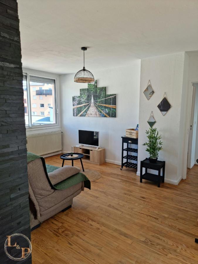 Le Belvedere Vue Pyrenees, Familiale, Centre Tarbes Appartement Buitenkant foto